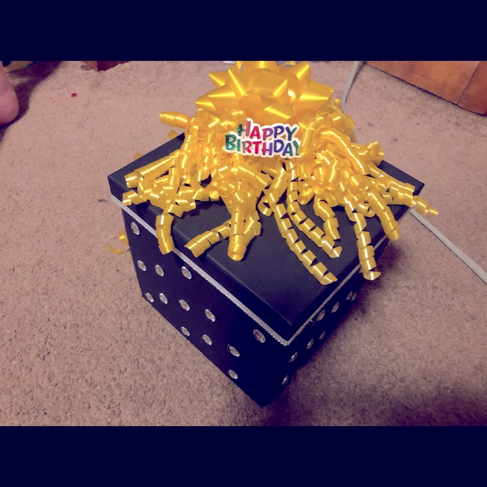 EXPLODING GIFT BOXES 💕
